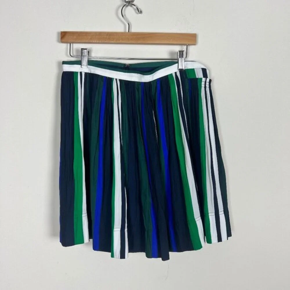 2/$30 Banana Republic Multicolor Shirred Pleated Striped Mini Skirt Size  4‎